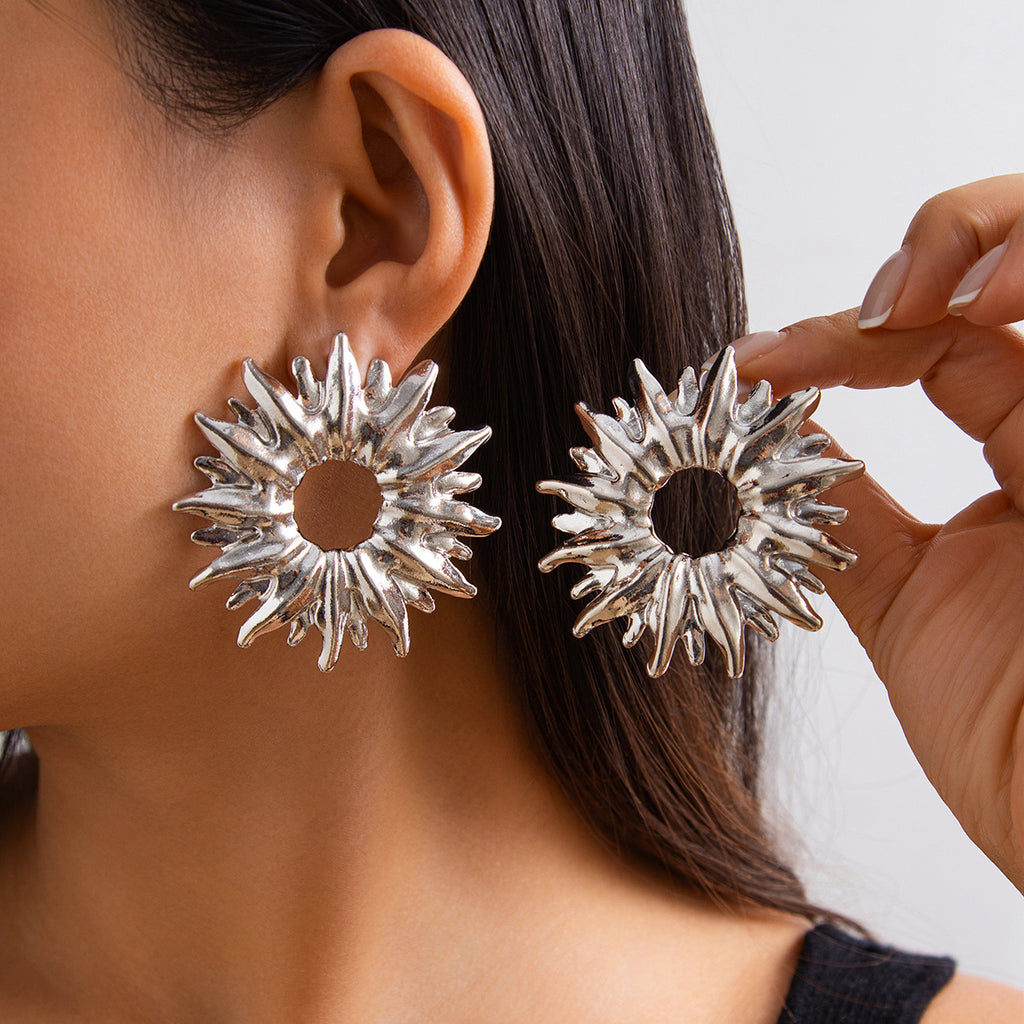 New Fashionable Metallic Hollow Sunflower Earrings with Exaggerated Irregular Earrings