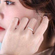 Load image into Gallery viewer, Retro imitation pearl ring women&#39;s magic decoration ring pure silver joint ring